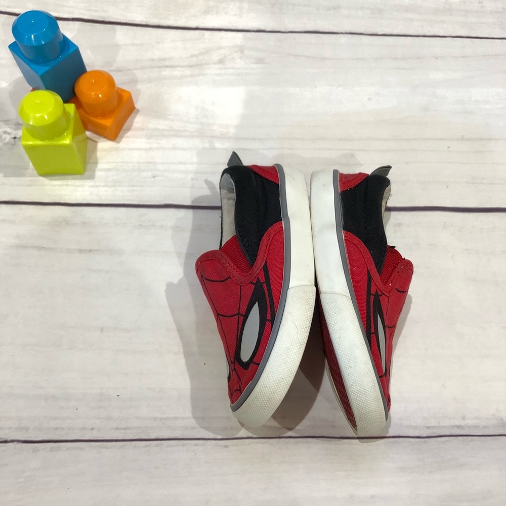 BabyGap (boy) | Marvel Spiderman Slip-On Sneakers - Picture 5 of 6